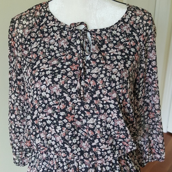 🎉New Floral Dress 3/4 Sleeve - Picture 2 of 7